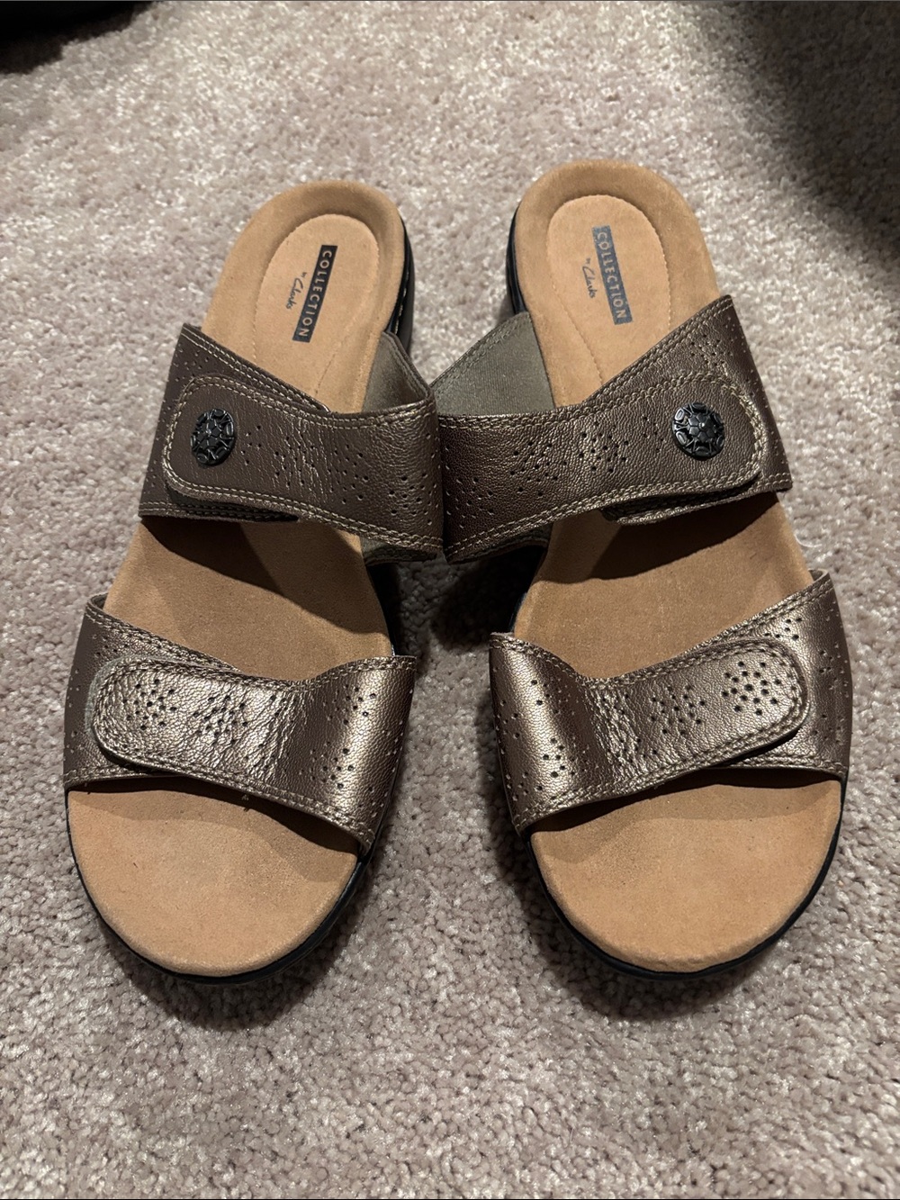 Clarks Women’s Metallic Bronze Double-Strap Slide Sandals - Picture 2 of 3